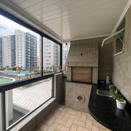 Apto A 30M Da Praia Sobre Shopping Atlantico Balneario Camboriu Exterior photo